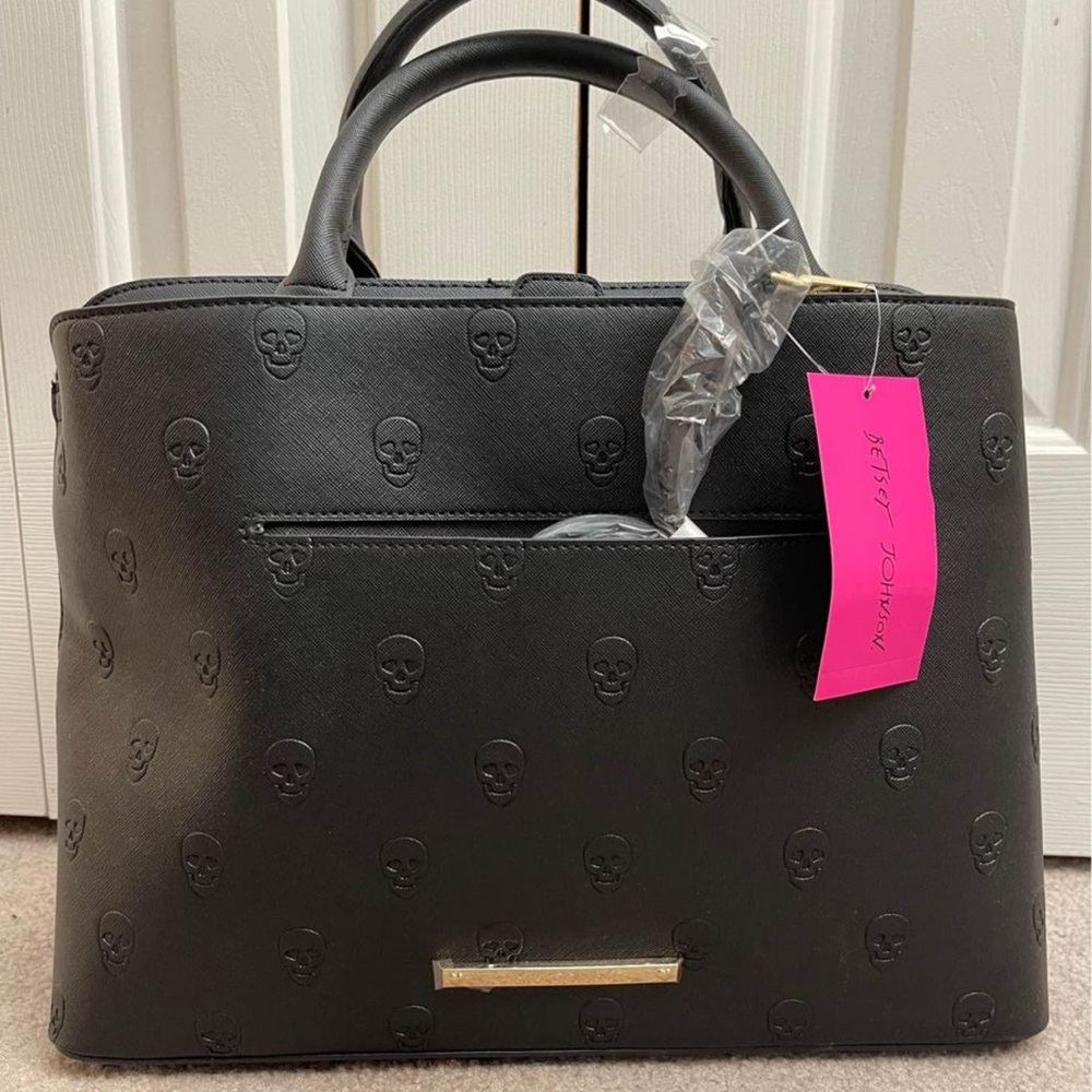 New with tags Betsey Johnson skullilcious purse